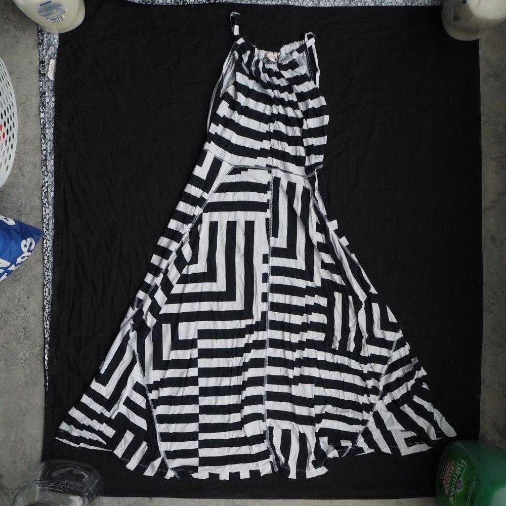 Geometric Print High Neck Midi Dress